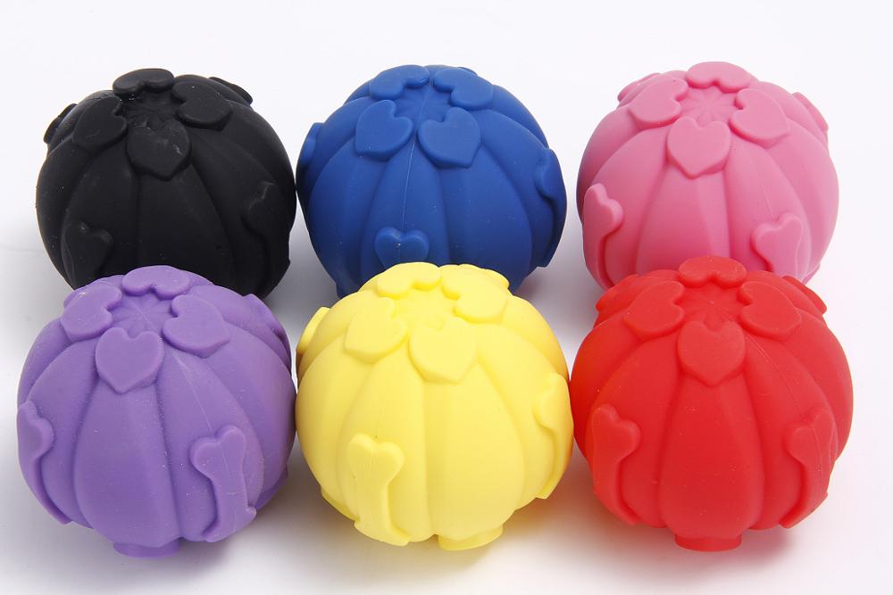 Игрушка для собак "Мяч" силиконовый 6,8*6,4*6,7см